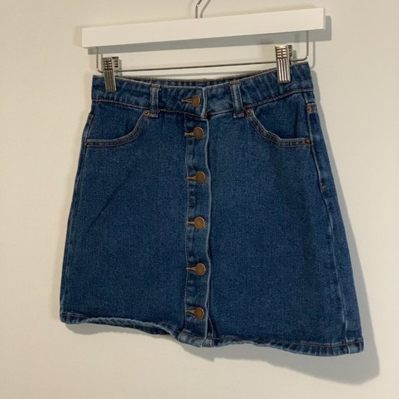 FOREVER 21 | gorgeous a-line denim skirt | dark wash | retro vibe | high waisted - Picture 2 of 6